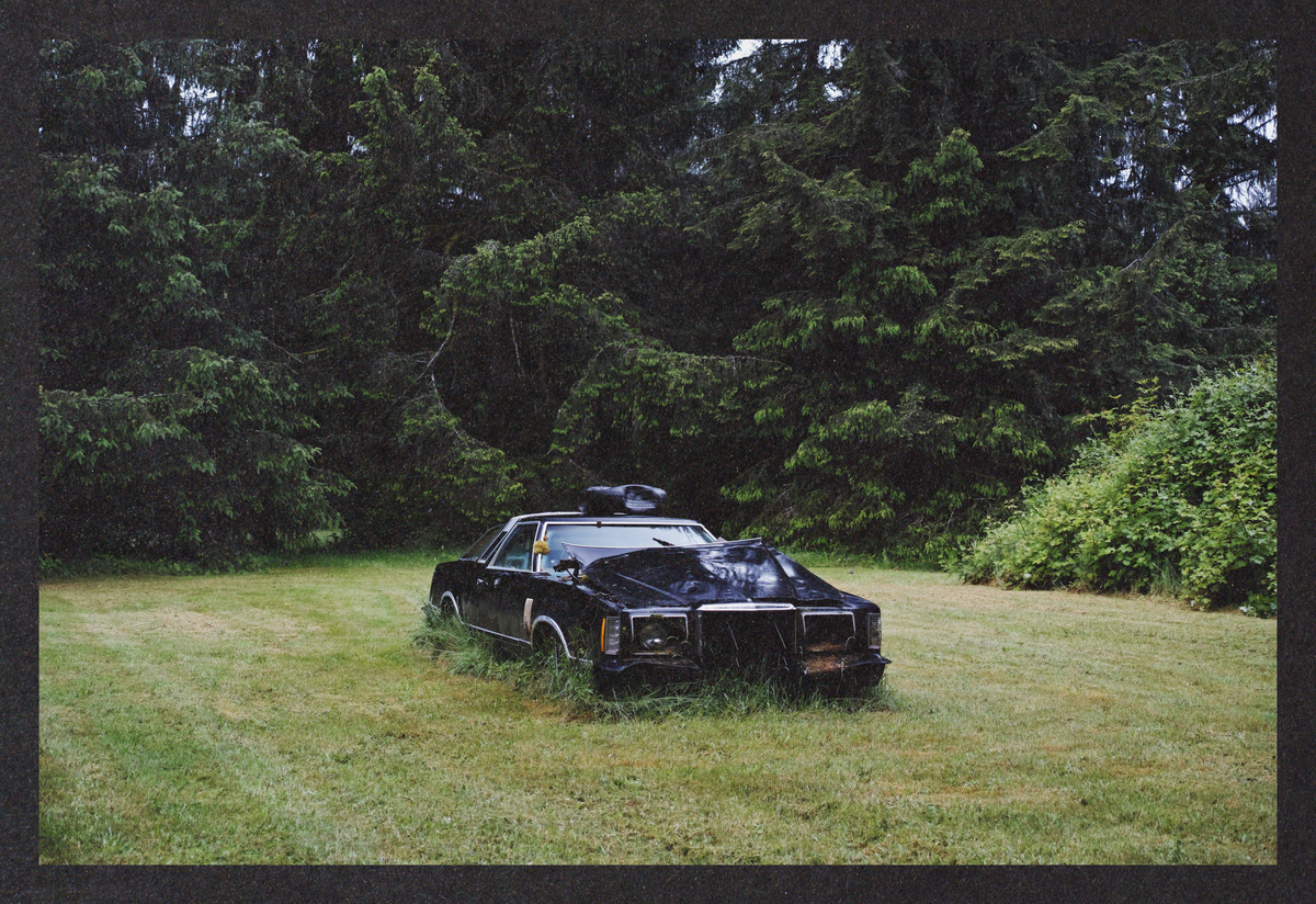 what-lies-in-ruin/SDIM1364-Mockup